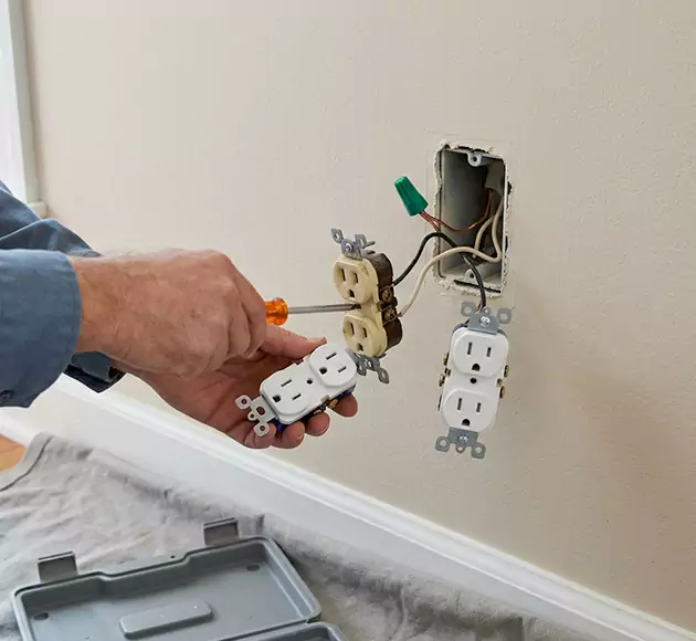 Professional Outlet Replacement: Your Local Swap-Out Team in Sanford, FL